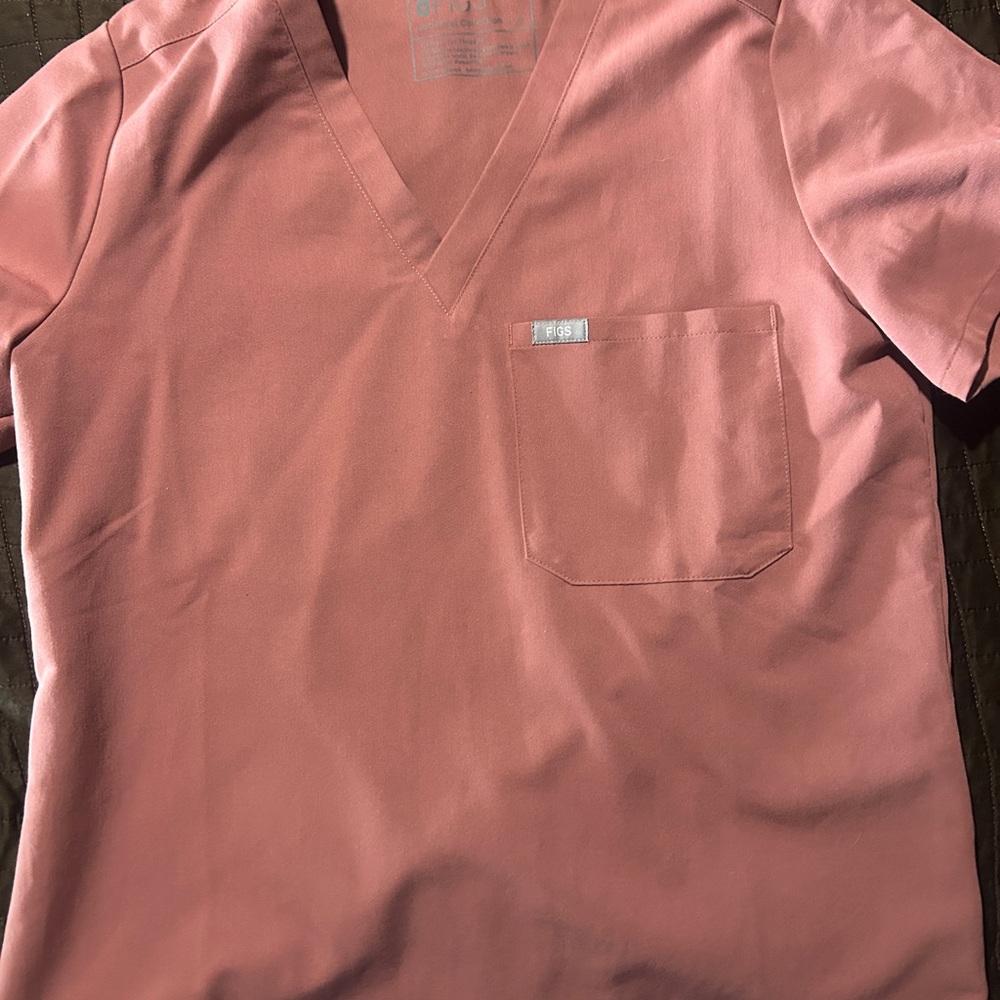 Figs Scrub Set in Dusty pink